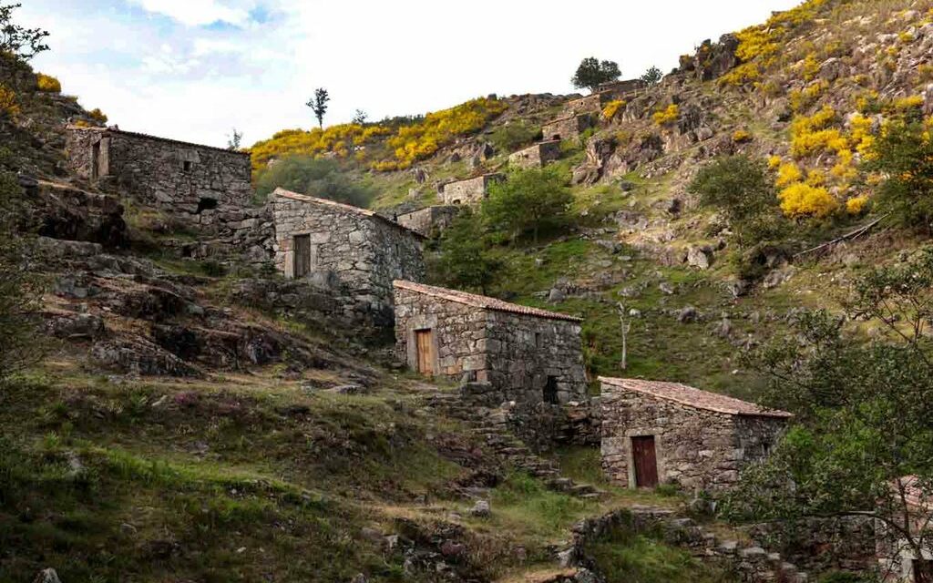 Carneiro ao Espeto - Turismo Rias Baixas